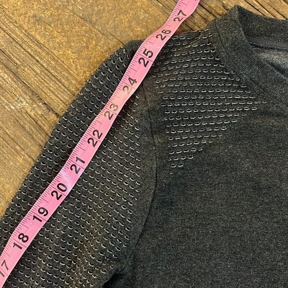 Fabletics Long Sleeve Active Top - Picture 8 of 9